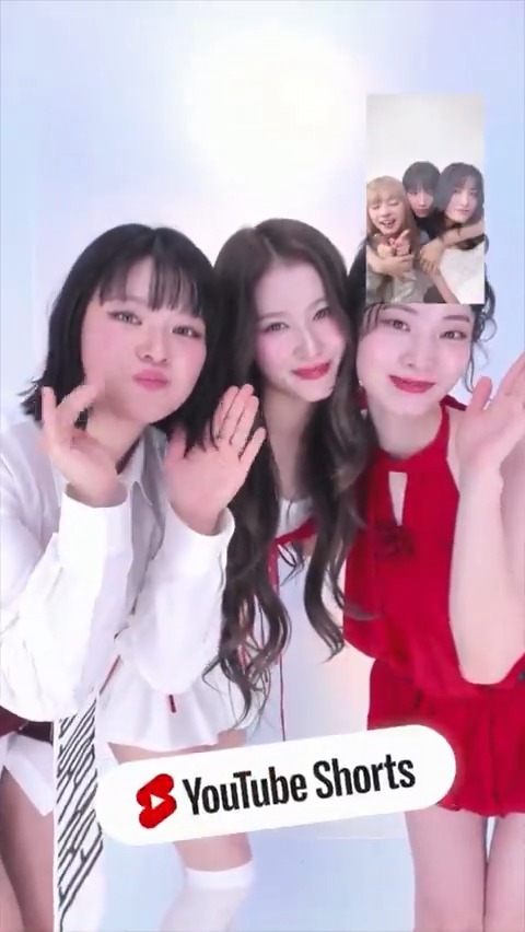 Try the GETCHA METCHA FLIRTING CHALLENGE with TWICE's #STRATEGY 😘 🎧 STRATEGY #TWICE #트와이스 #STRATEGY #JEONGYEON #정연 #SANA #사나 #DAHYUN #다현