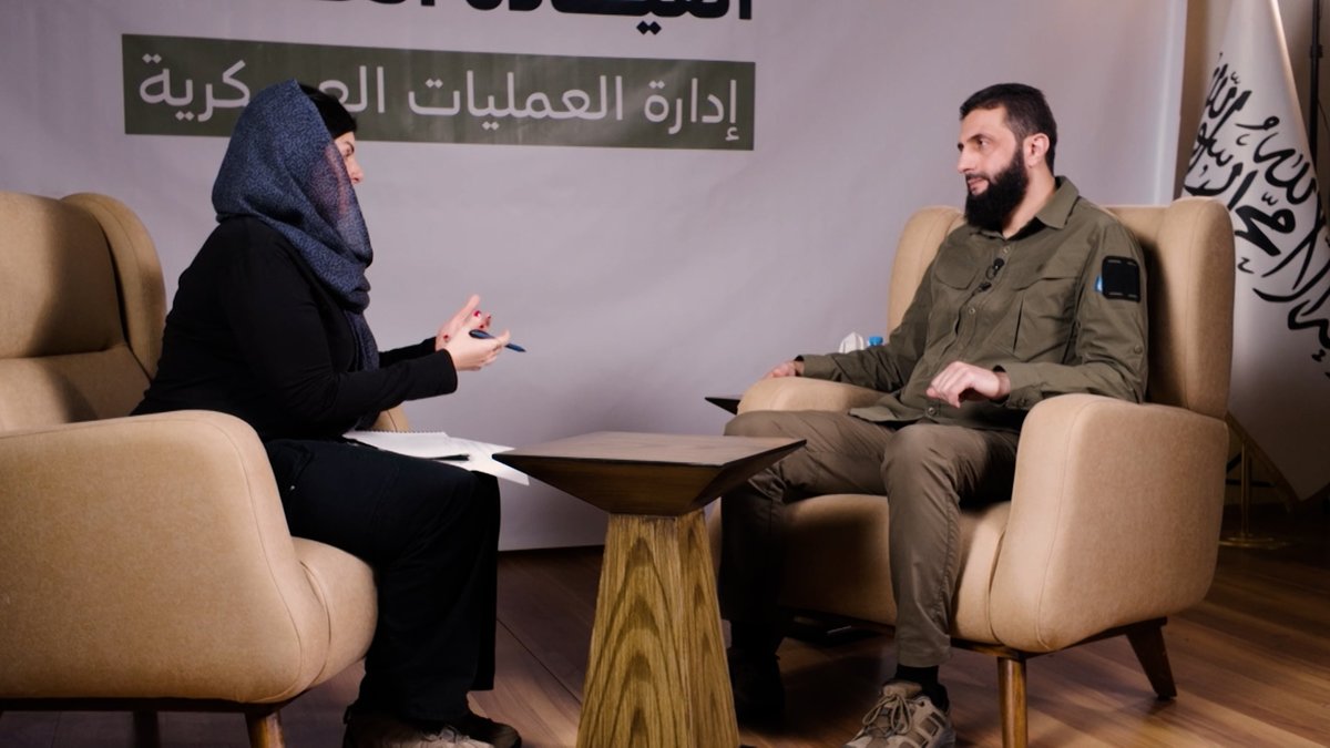 مقتطفات من مقابلة الجولاني مع CNN.. ماذا قال عن أهمية دخول #حماة وخطة تطبيق حكم إسلامي صارم بسوريا؟