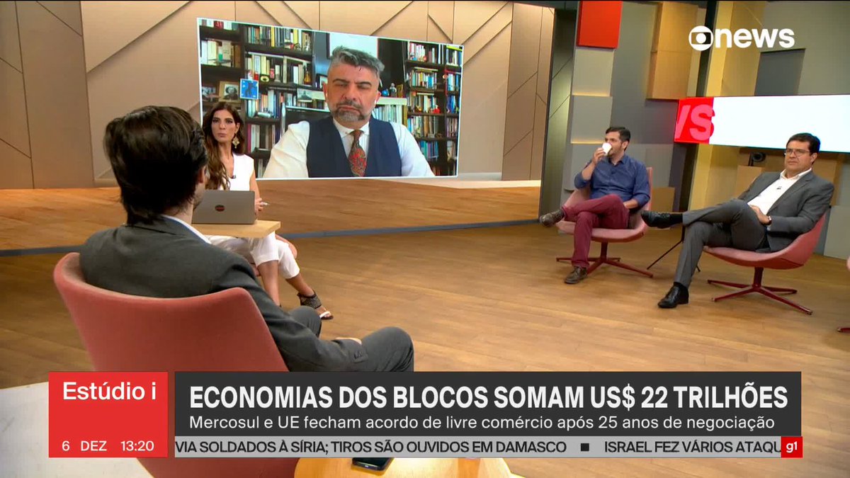 “O Brasil é isolado economicamente, então isso vai ajudar a economia brasileira e também a da União Europeia”, diz Joel Pinheiro 🇧🇷 ao defender o acordo entre Mercosul e União Europeia. ➡ Assista na #GloboNews: #Estúdioi