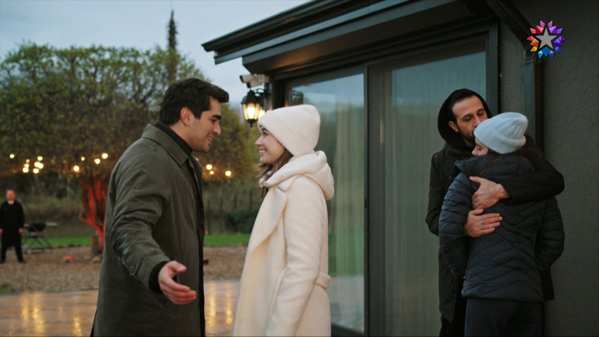 "Hayalindeki gibi balık tutacağız..." #YalıÇapkını yeni bölümüyle STAR TV’de devam ediyor. OGM Pictures