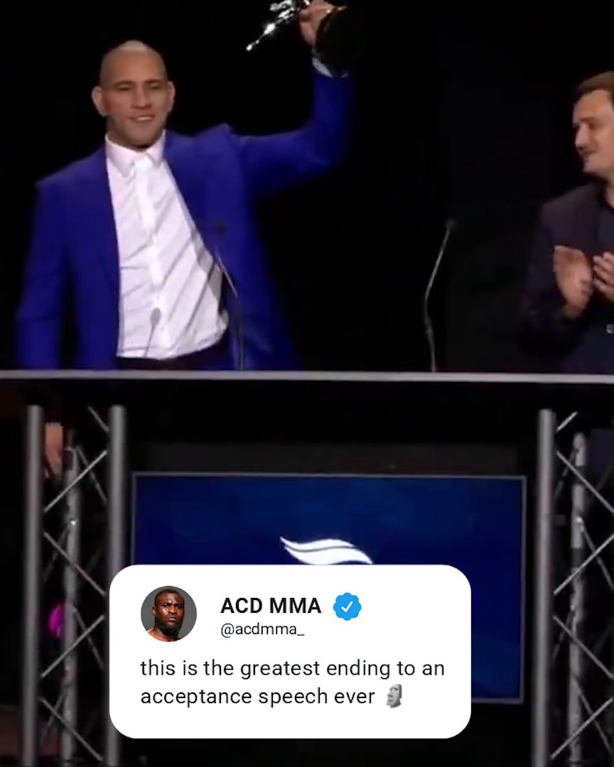 Alex Pereira with a mic drop 🏆 (h/t ACD MMA, World MMA Awards)