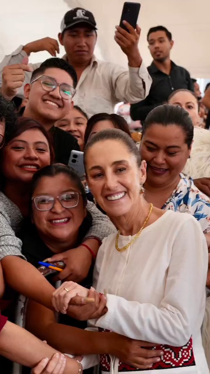 Durante la inauguración de la autopista Tuxtla Gutiérrez-San Cristóbal de las Casas, la presidenta Claudia Sheinbaum Pardo afirmó que el presupuesto se destina al pueblo de Chiapas y México. 🗞️ |