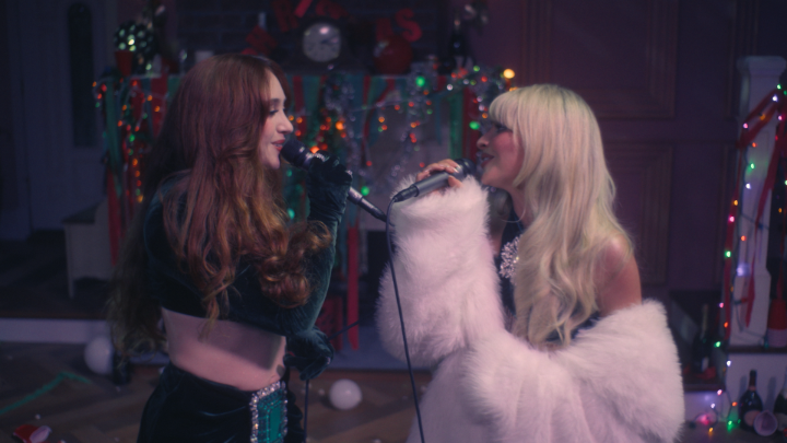 the harmonization of sabrina carpenter and chappell roan?? insane