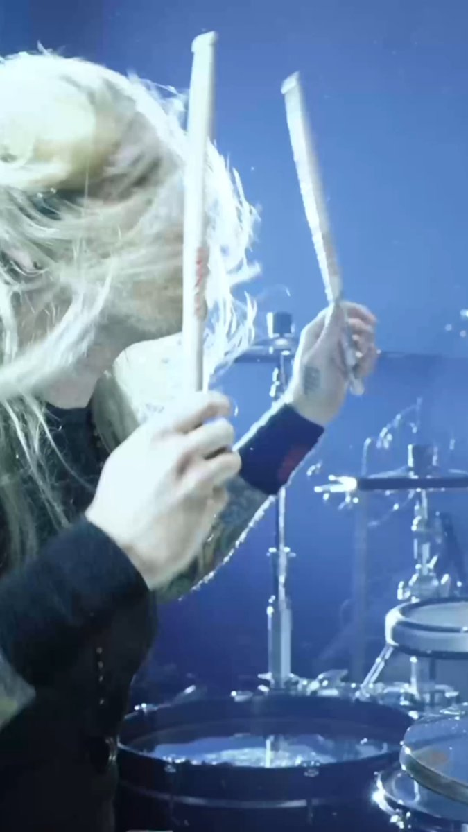 Can you guess the song from the intro? 🧐 Let us know! #sabaton #25yearsofsabaton #guessinggame #metal #rock #metalheads