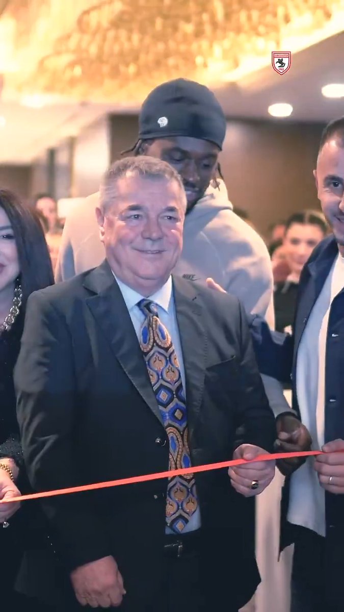 Samsun Güçlü Kadınlar Platformu ile ortak düzenlediğimiz sosyal sorumluluk projesi kapsamında gerçekleştirilen Yılbaşı Şenliği’nin açılışını yaptık. 🥁 #Samsunspor