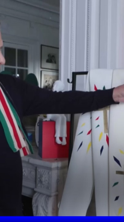 Rencontre avec Jean-Charles de Castelbajac, le styliste qui a réalisé les tenues liturgiques pour la réouverture de Notre-Dame