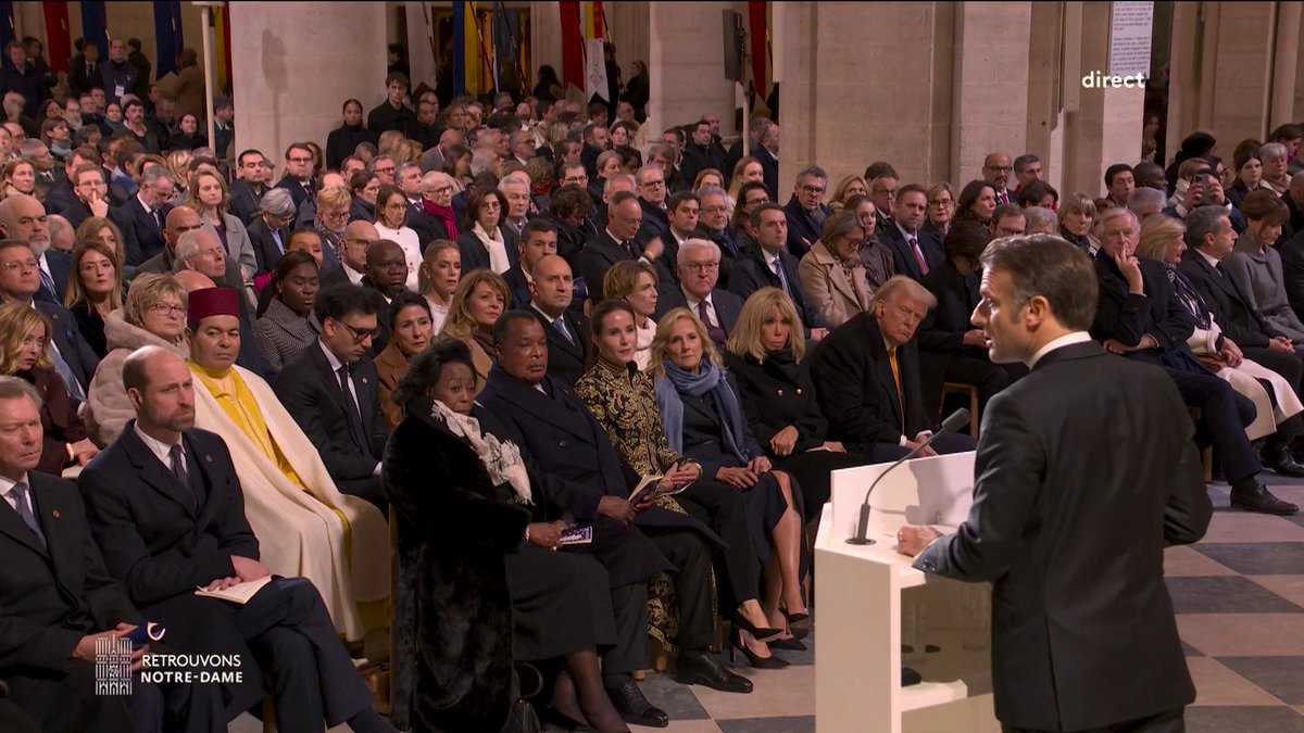 🔴 DIRECT - 🗣️"Cette cathédrale fut la métaphore heureuse de ce qu'est une nation et de ce que devrait être le monde." Emmanuel Macron conclut son discours d'inauguration de #NotreDame. #franceinfo