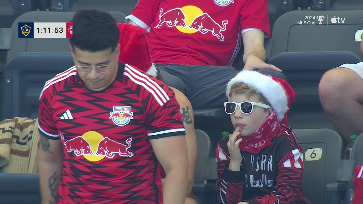 Well that retirement didn't last long. 😅 Welcoming the newest member of the MLS Season Pass family, Dax McCarty. 👋 📺 Free on Apple TV &amp; FOX (4pm ET):