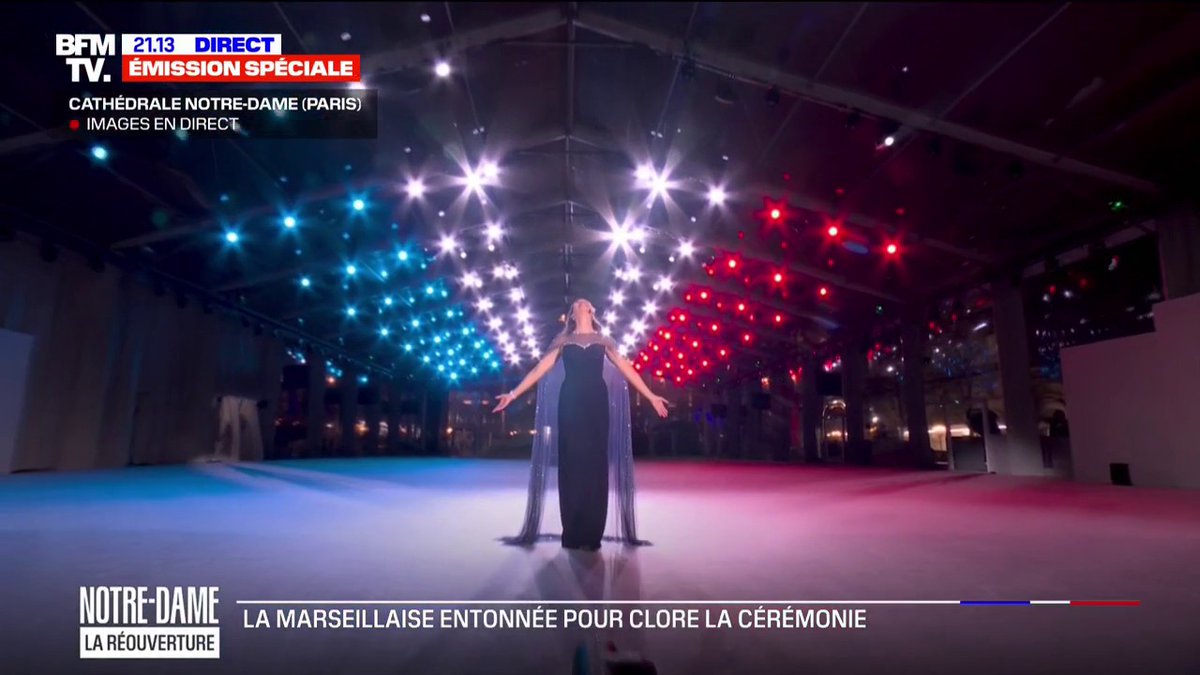 Réouverture de Notre-Dame: la cérémonie clôturée par une Marseillaise, entonnée sur le parvis de la cathédrale