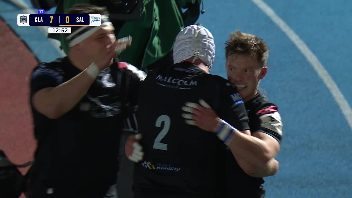 "That is SENSATIONAL from George Horne!" 🎙️ An absolute genius chip through and the finish from the Glasgow Warriors' No. 9! 😱 #InvestecChampionsCup