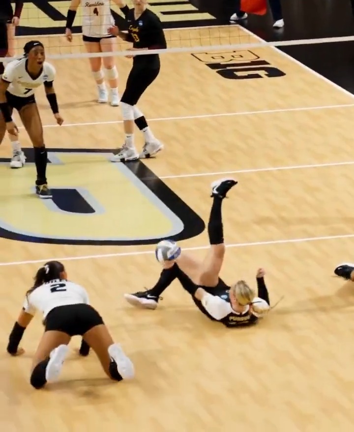 STILL SHOOK BY THIS 🤯 #NCAAWVB x 🎥 IG/purduevb