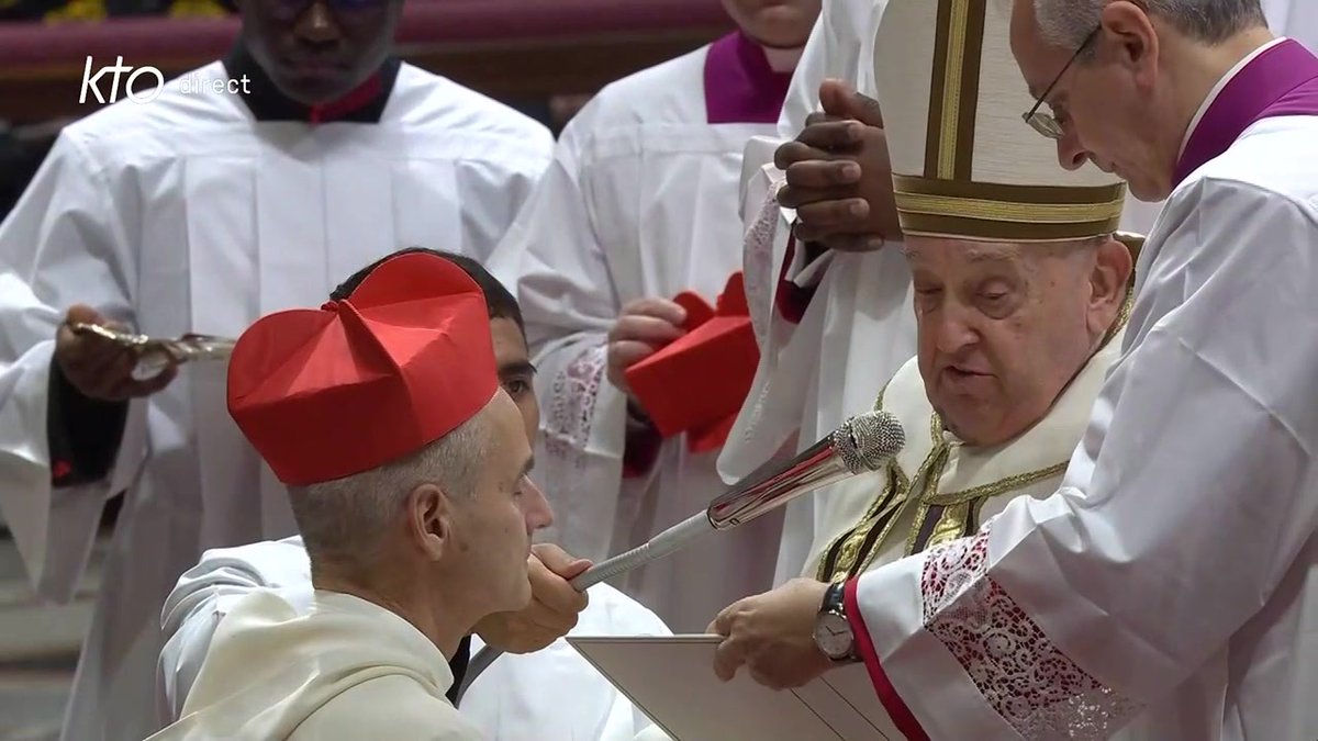 [#Religions] [#Minorités] L’archevêque d’Alger, Jean-Paul Vesco, a été officiellement créé Cardinal ce samedi 7 décembre à Rome par le pape François. Dominicain de 62 ans, l’ancien évêque d’Oran a obtenu la nationalité algérienne en février 2023.