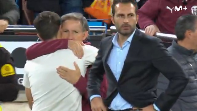 ⚽️ La diferencia es brutal: Hoy se han sacado pañuelos por un llevar 10 puntos de 42. Hace diez años (y antes), se sacaban pañuelos por acabar quintos en Liga, por un par de derrotas seguidas o por no ganar de goleada un partido contra un rival inferior.