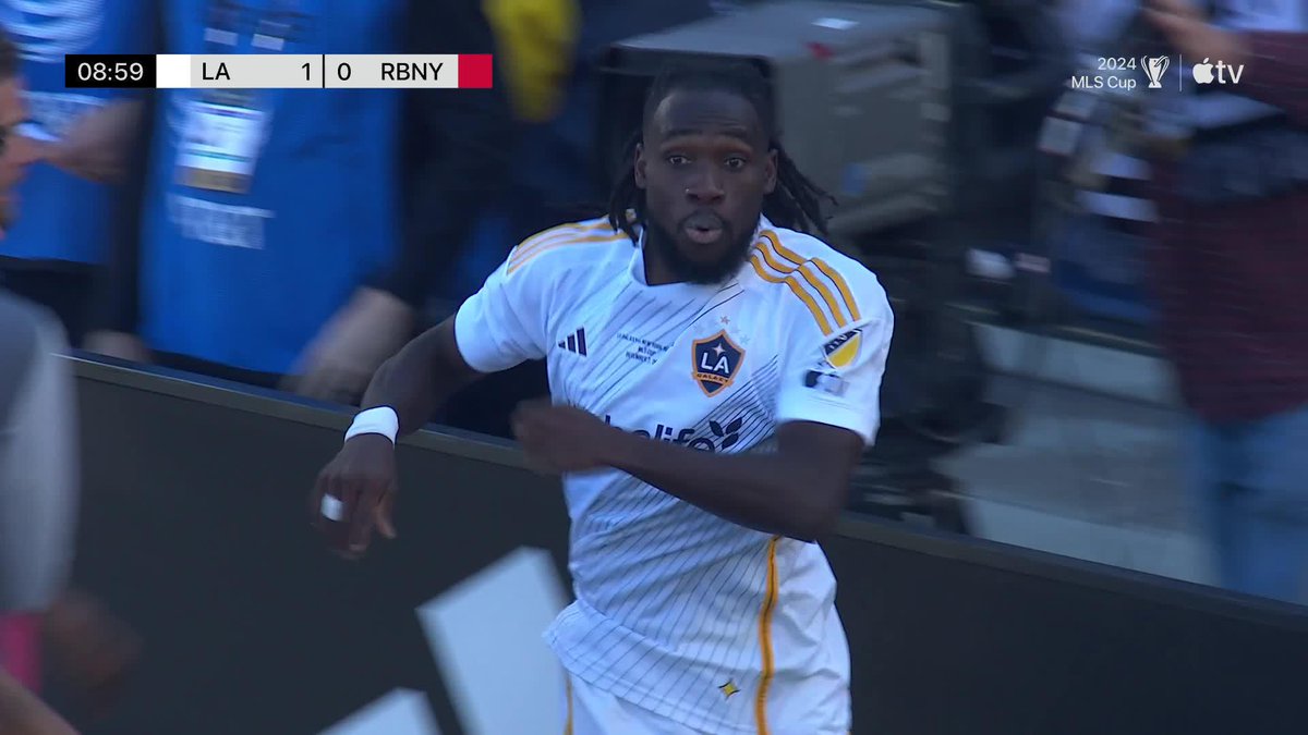 Paintsil in the first 10 minutes. 💥 LA Galaxy // #MLSCup pres. by Audi