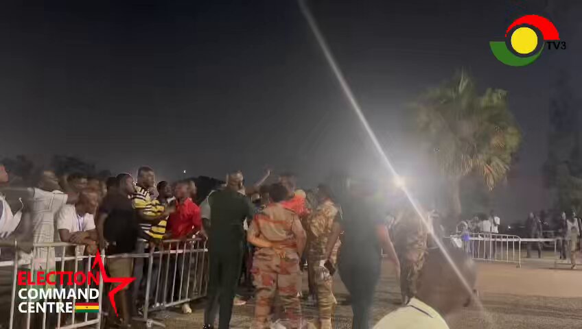 Confusion erupts at Dome-Kwabenya Collation Centre. #TV3GH #GhanaDecides2024