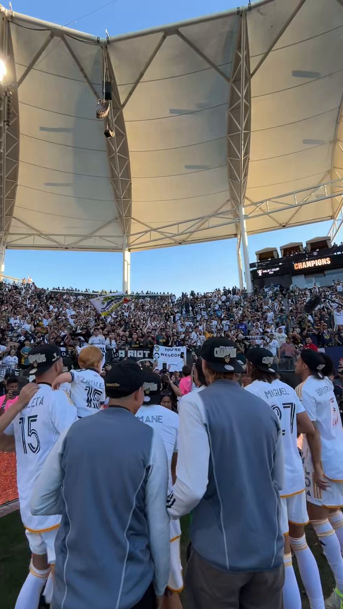 ALL FOR LA! 💛🤍💙 LA Galaxy // MLS Cup pres. by Audi