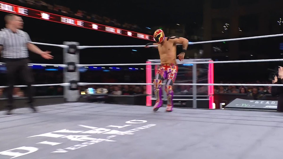 .Tavion Heights WWE just showed off his strength! 😳 💪 #WWENXT | #WWEDeadline