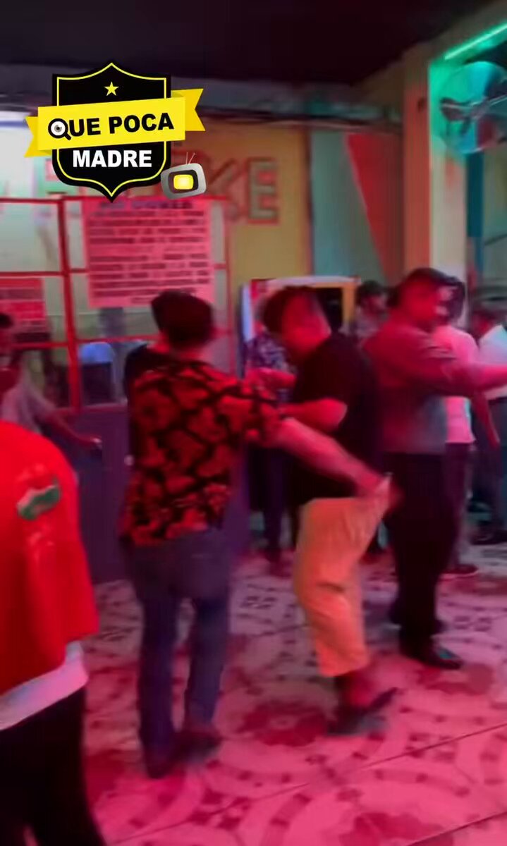 ‼️AY MANA BAILAS INCRE😂‼️