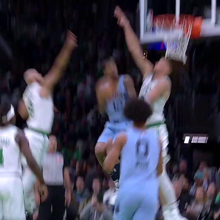 This angle of Ja’s dunk is crazy. 🔥