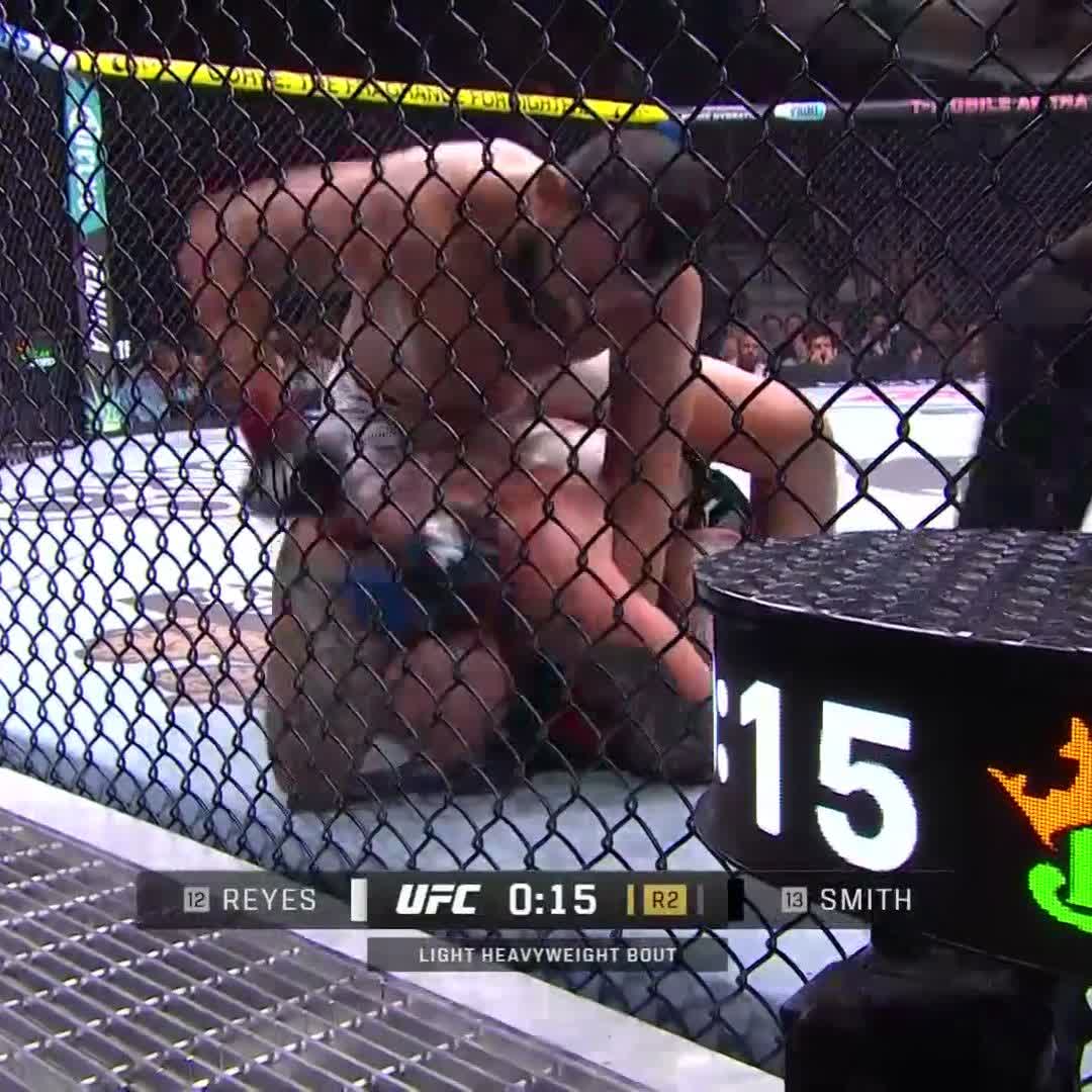 Hell of a performance by Dominick Reyes 👏 He gets his second consecutive victory to finish off the year strong! #UFC310