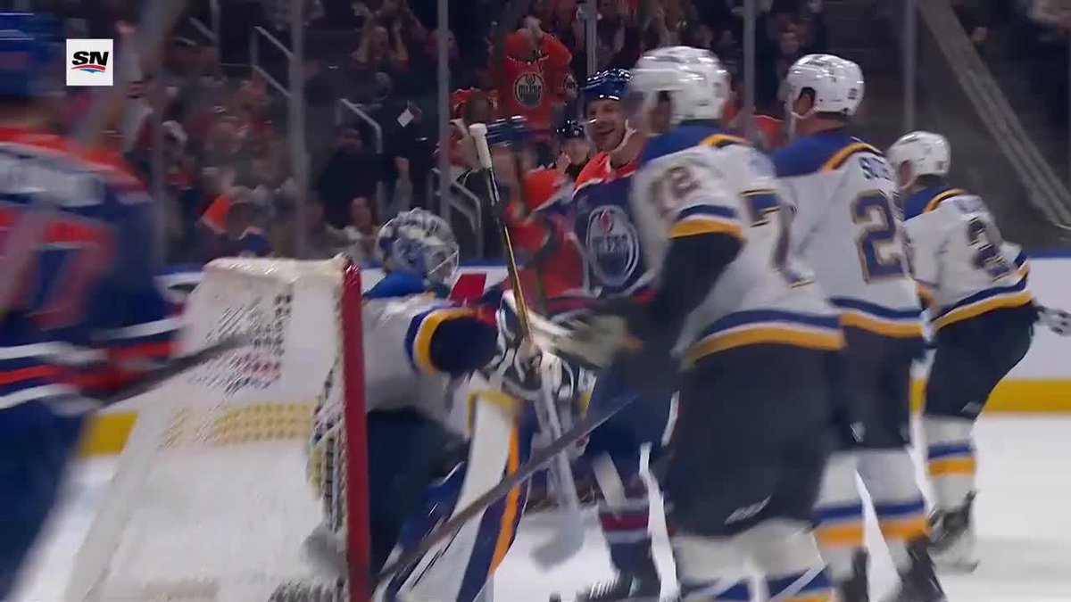 That's what you get for messing with Stu 🤷‍♂️ #LetsGoOilers