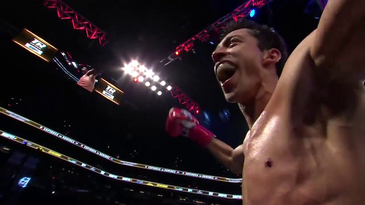 AND STILL‼️ Rafael Espinoza retains the WBO featherweight title in a TKO win against Robeisy Ramirez 🏆