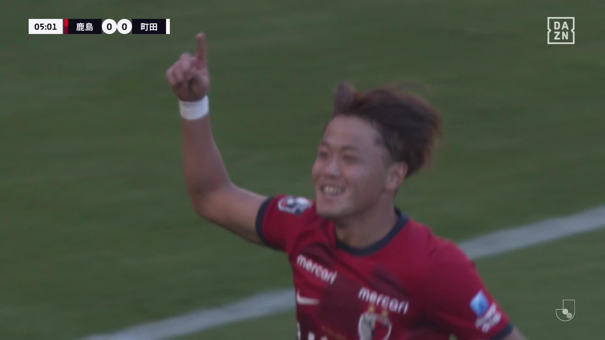 鈴木優磨の完璧なスルーパス! 鈴木優磨のパスに反応した #師岡柊生 が冷静に ゴールへ流し込んだ! 🏆明治安田J1最終節 🆚鹿島×町田 📺 #DAZN ライブ配信中 #Jリーグ #鹿島アントラーズ