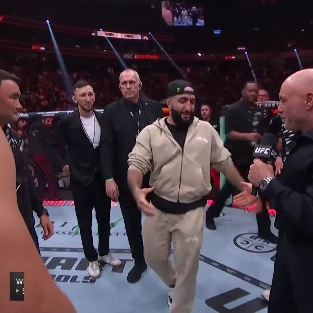 The champ and the challenger faceoff 🤜🤛 #UFC310