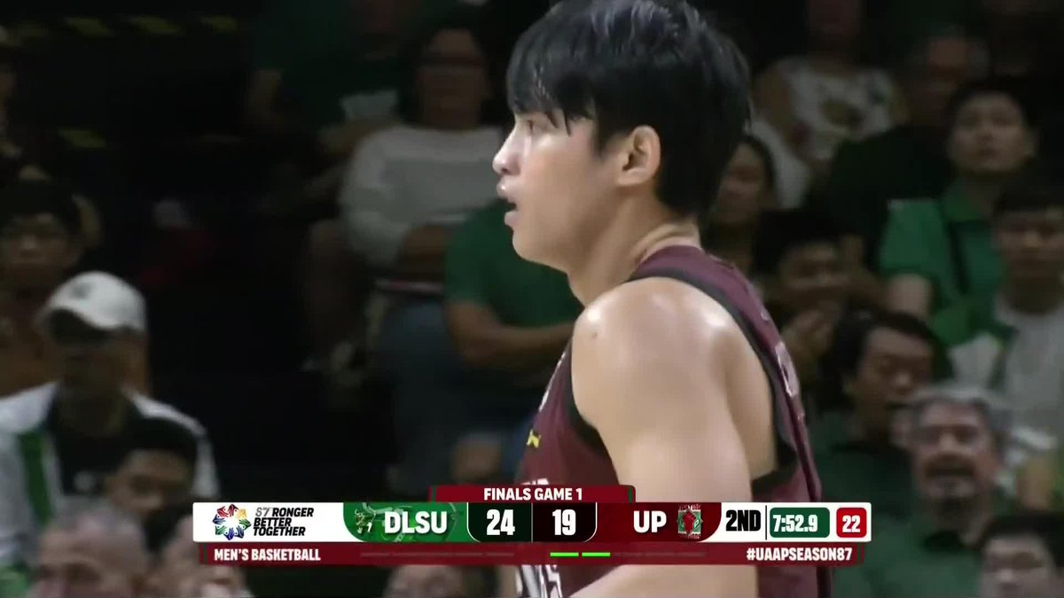 OH CAPTAIN, MY CAPTAIN 🫡 JD Cagulangan ignites the UP Fighting Maroons with second quarter baskets to stay close to the DLSU Green Archers in Game 1 of the UAAP Season 87 men’s basketball tournament Finals. #UAAPSeason87 #StrongerBetterTogether #LegendsStartHere #OneSports