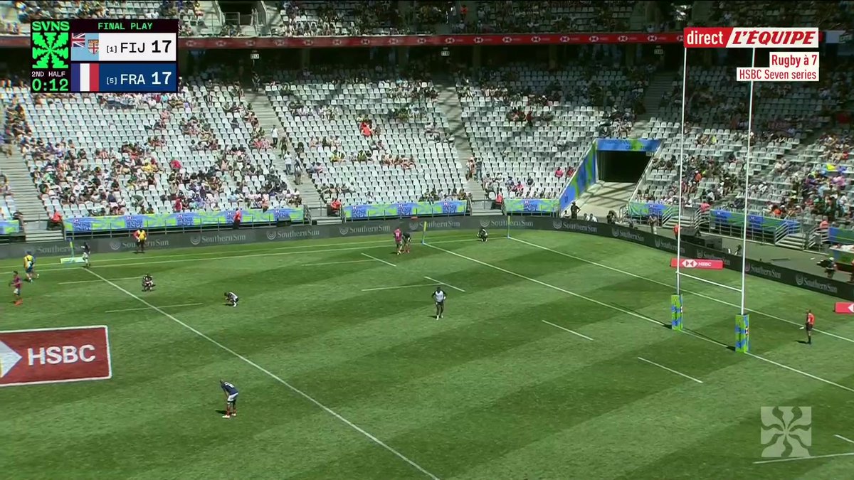 🇫🇯 17 - 19 🇫🇷 Incroyable victoire des Bleus en demi-finale du HSBC Seven Series contre les Fidjiens ! Quelle fin de match et quelle transformation ! Direction la finale pour l’équipe de France #lequipeRUGBY