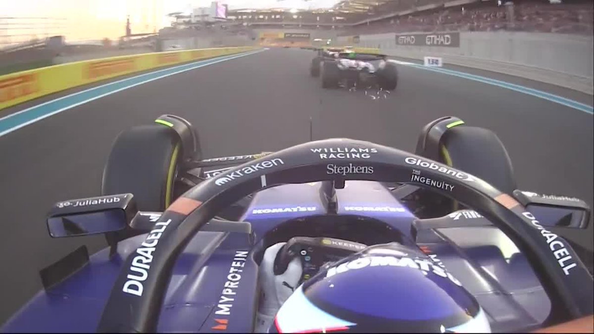 Piastri lo choco a colapinto y se tuvo que retirar de la carrera de abu dhabi Ni estar meado por mil elefantes te hace lo de la china suarez