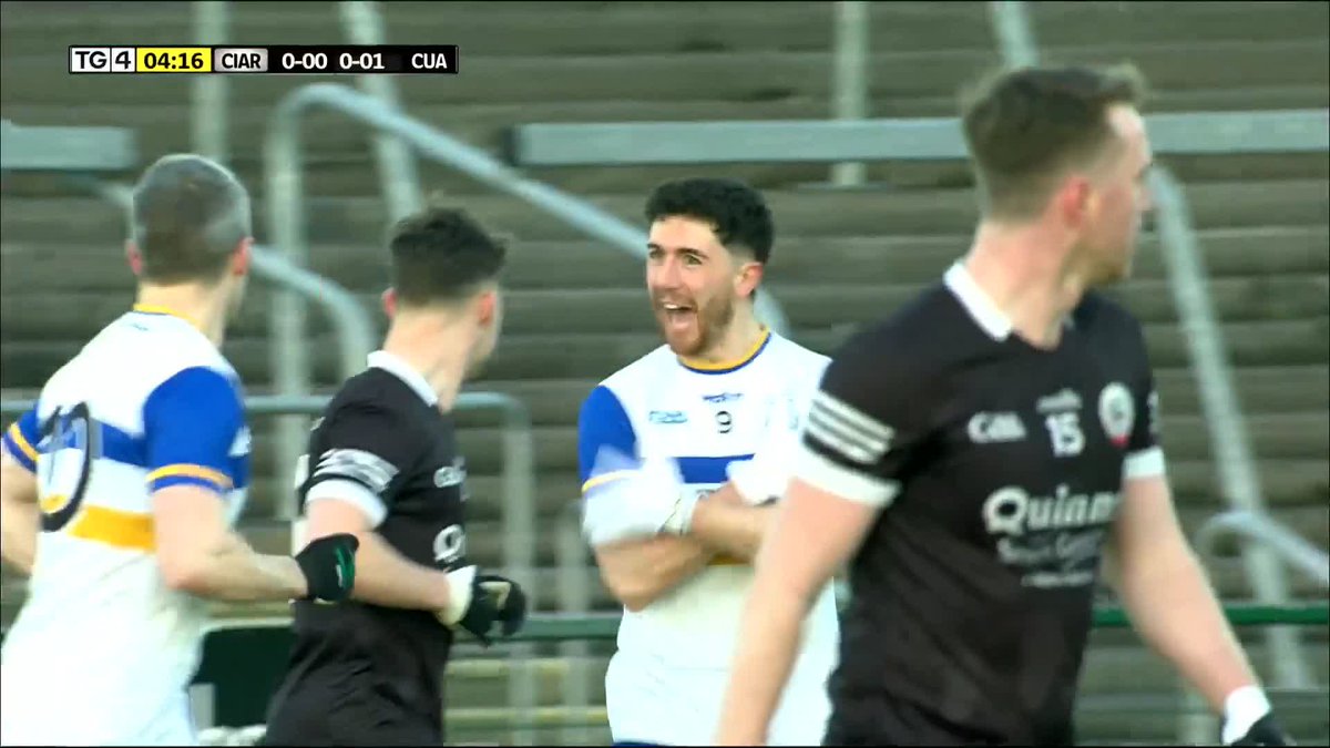 Joe Oguz goes with the Cole Palmer celebration after swatting in a goal with his hands. 👀