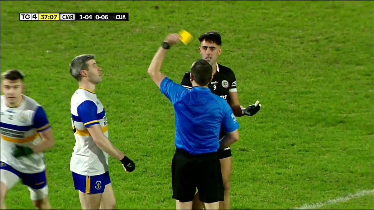 #GAABEO 37 nóim Errigal Ciaran GAC 1-04 (7) Kilcoo GAC 0-06 (6) Babhta dornálaíochta anseo in Ard Mhaca 👀 Did anyone deserve a red card ? #GAA #GaelicFootball BEO/LIVE ar TG4