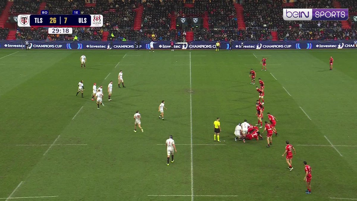La performance XXL d’Antoine Dupont face à l’Ulster ! - 60 minutes. - 1 essai. - 4 passes décisives. - 25 courses. - 72 mètres parcourus ballon en mains. - 4 défenseurs battus. - 14 coups de pied. - 2 "50-22". - 4 plaquages. - 1 turnover. Hallucinant.