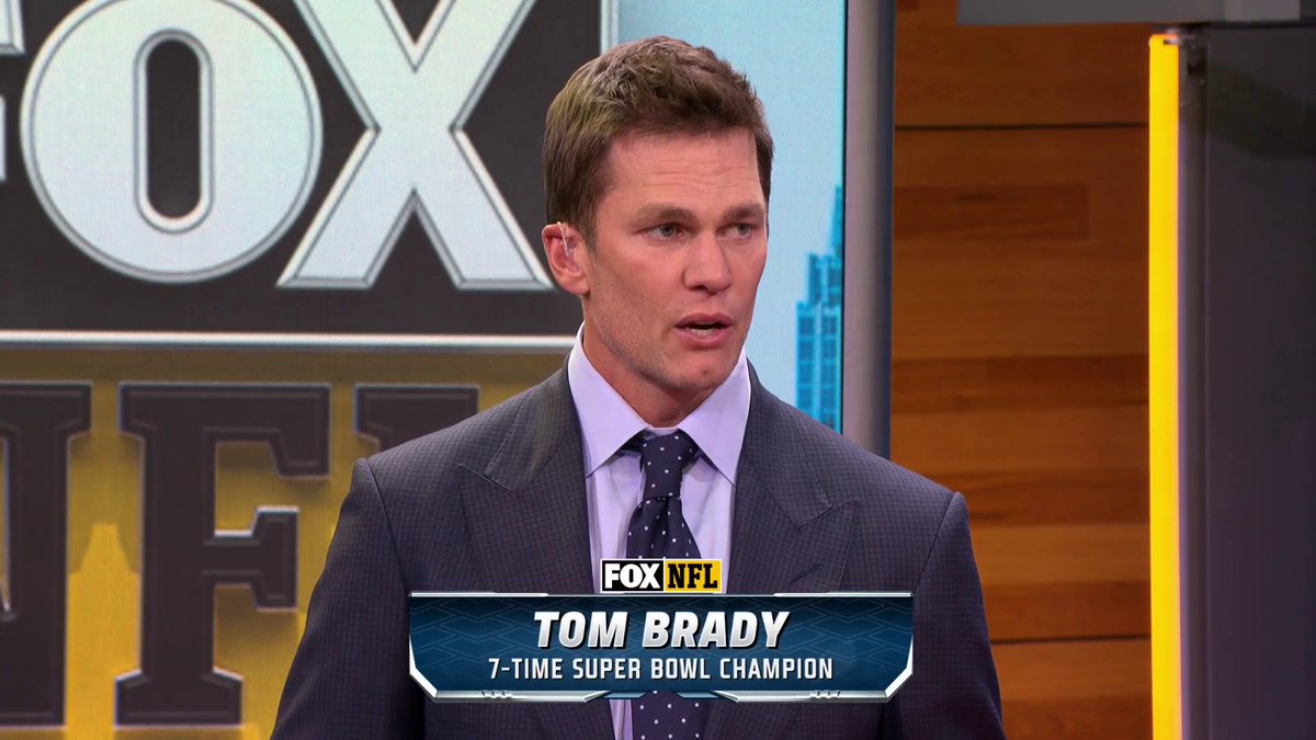 Tom Brady makes an appearance in studio to reunite with Rob Gronkowski & Julian Edelman!