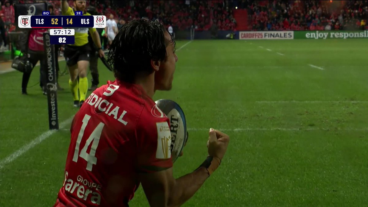 Inch perfect from Antoine Dupont 😍 #InvestecChampionsCup