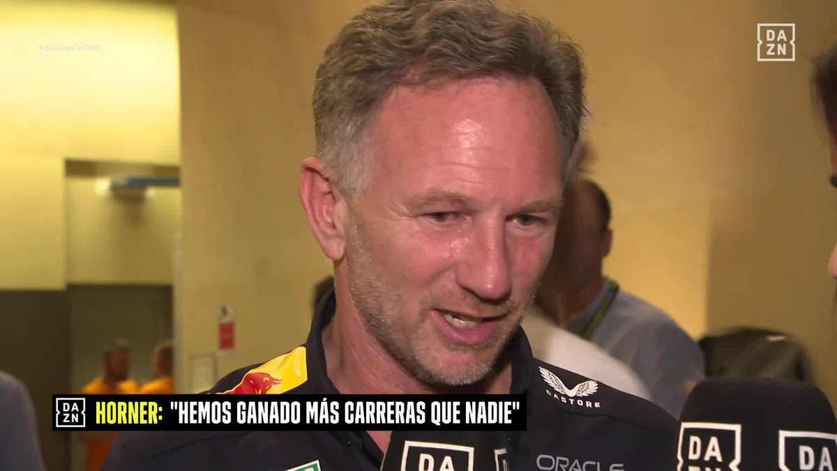 🗣️ Christian Horner, sobre el futuro de Checo Pérez en Red Bull "Ha hecho mucho por el equipo, pero este año ha sido terrible desde el principio del verano. Nos vamos a sentar con él y decidiremos lo que es mejor colectivamente" #AbuDabiDAZNF1 🇦🇪