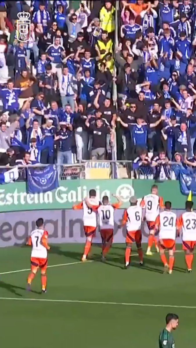 Los nuestros coreando el himno, y tu "interrumpiendo" con una LOCURA de gol para cerrar el marcador ๐ซฃ๐ฉโ๏ธ Alexandre Zurawski #LaLigaHighLights #RacingFerrolRealOviedo #RealOviedo ๐ตโช๏ธ
