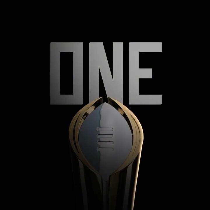 Alone at the top. @OregonFootball is the 2024 CFP No. 1 seed. #GoDucks