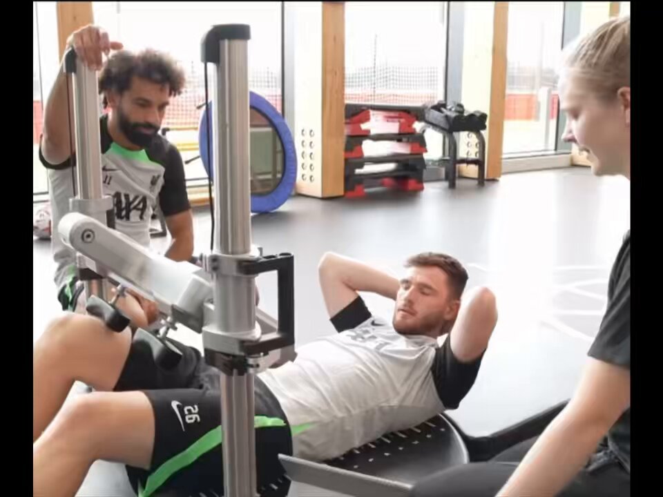 Mo Salah 🇪🇬 Funny Moments 😹 (A Thread 🧵 ) #LFC 1. Push Push Push Push