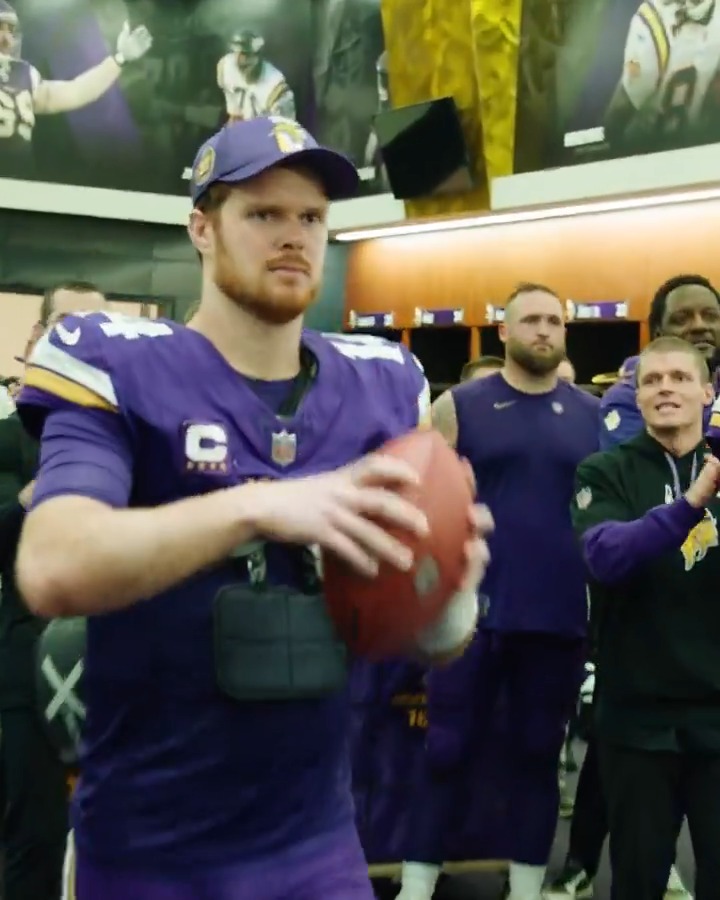Sam Darnold is an absolute baller.