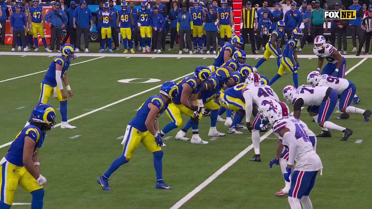 Appears that the Rams got away with a false start that wasn't called on the 4th and 5 play. 📺: FOX