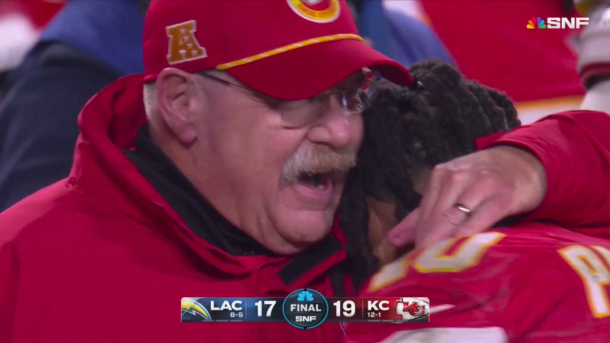 DOINK FOR THE DIVISION. ๐ฑ What a finish in Kansas City! #ChiefsKingdom