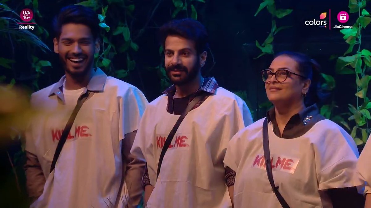 Surprising aur shocking honge iss hafte ke nominations. Kya apne personal game ke liye gharwale change karenge apna samikaran? 😯 Dekhiye #BiggBoss18 Colors TV aur #JioCinema par. #BB18 #BiggBoss18onJioCinema #BiggBoss Salman Khan