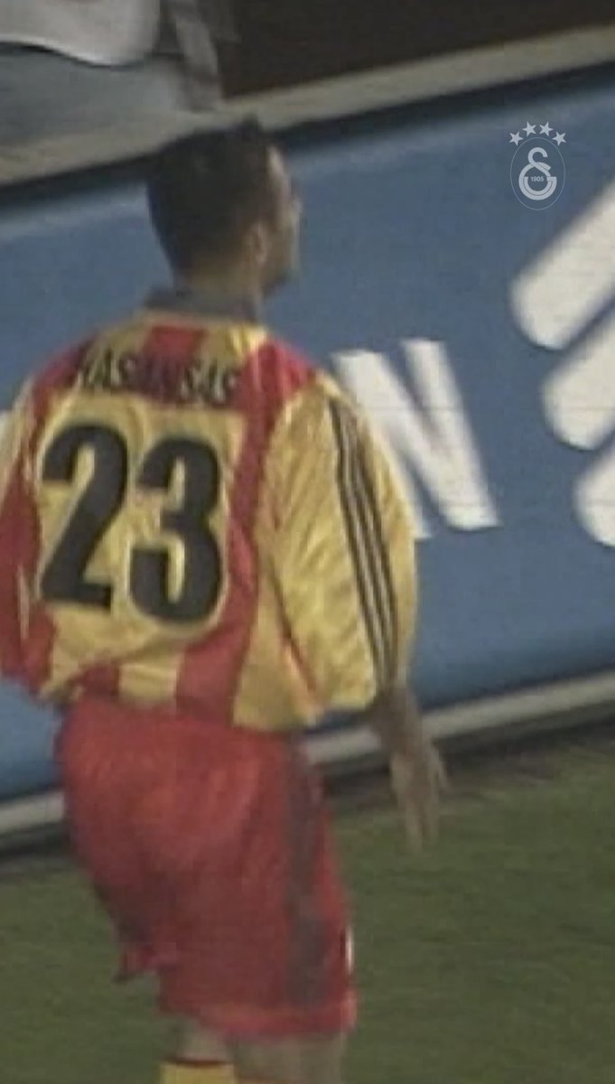 ⚽️ Günün Golü | Hasan Şaş Galatasaray 2-1 Bologna (09.12.1999)