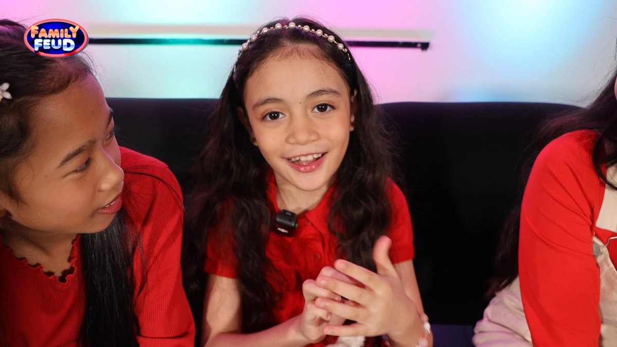 #FamilyFeudPH #Exclusive: YIIIEE! May nabubuong love story sa #TheVoiceKidsPH! 😆 Visit for full episodes and for more updates.