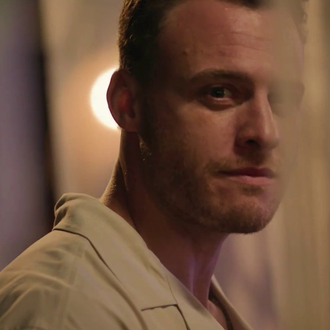 Nada como ver por primera vez al amor de tu vida. 🥹💖 #BlueCave #KeremBürsin #DevrimÖzkan