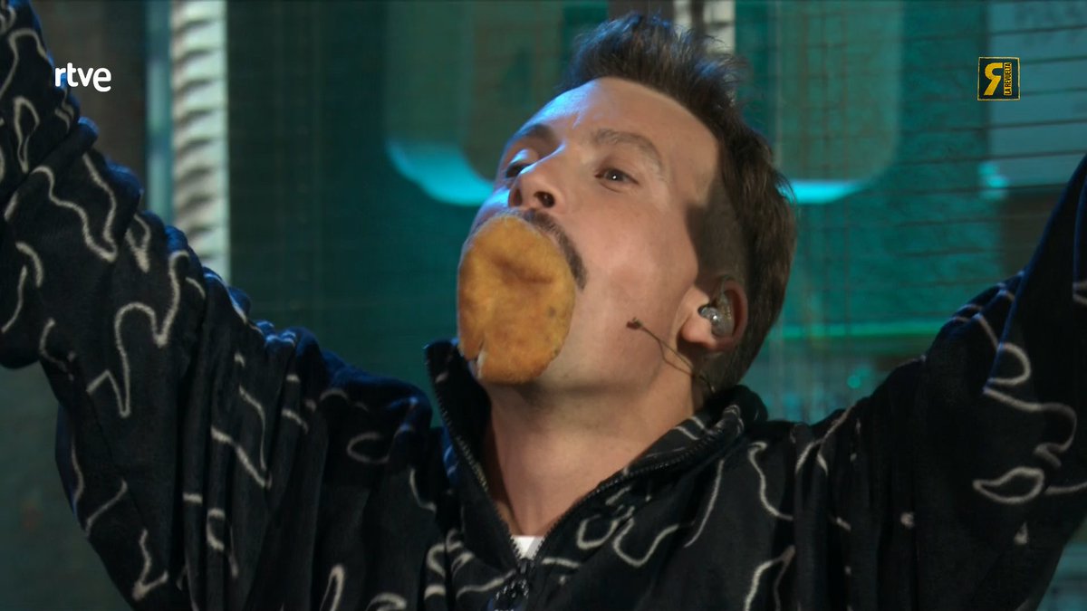 No sé qué nos impide como sociedad que en vez de uvas sean croquetas y que se coman así. #LaRevuelta