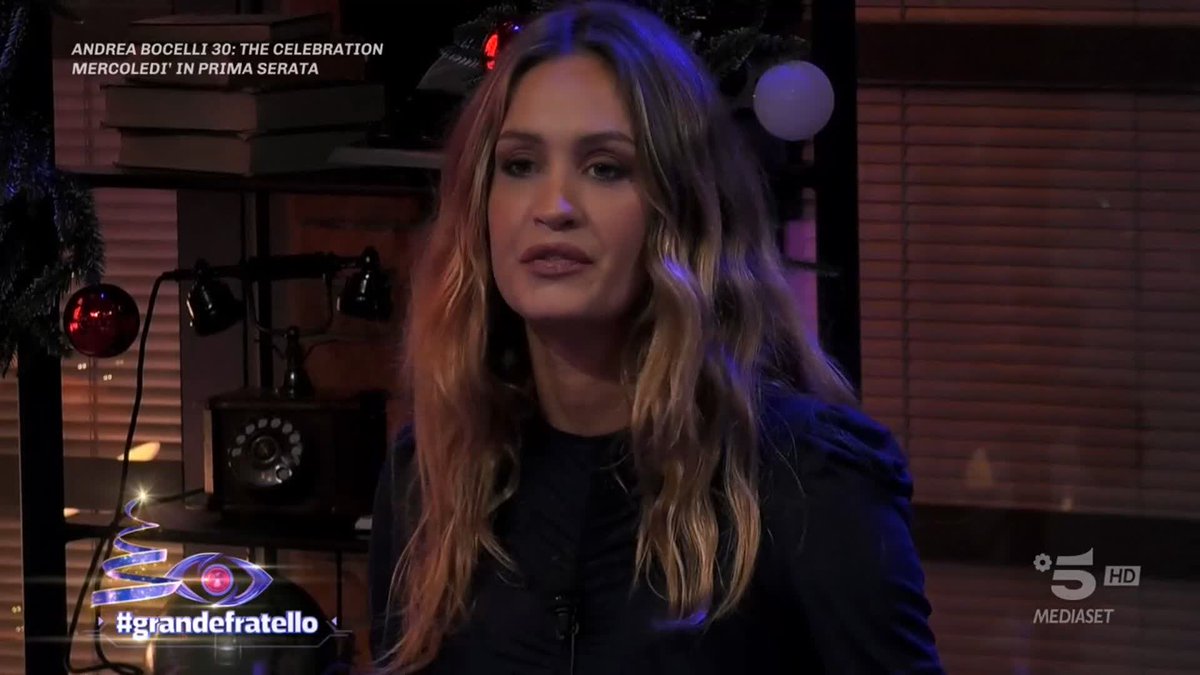 Dopo il confronto avuto in Tugurio, il punto d'incontro tra Helena e Lorenzo sembra sempre più lontano... #GrandeFratello