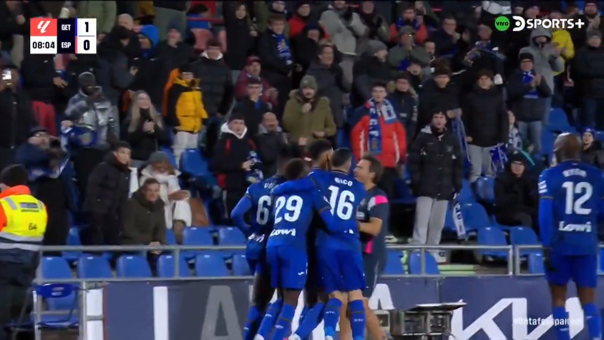 🇺🇾🐂 GOOOL de Álvaro Rodríguez que pone el 1-0 de Getafe ante Espanyol por LaLiga. Segundo del 'Toro' con la camiseta de los azulones.